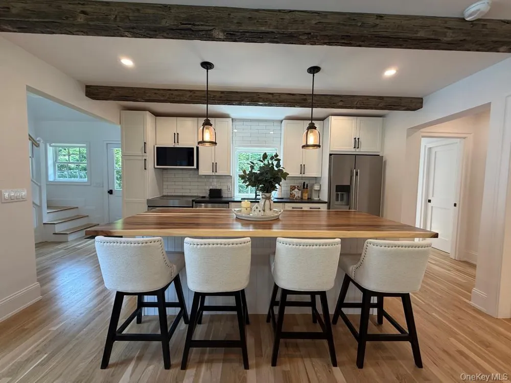 17C Basket Neck Lane Remsenburg, NY 11960