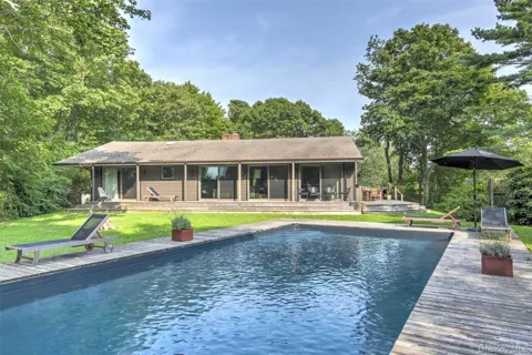 495 Maple Lane