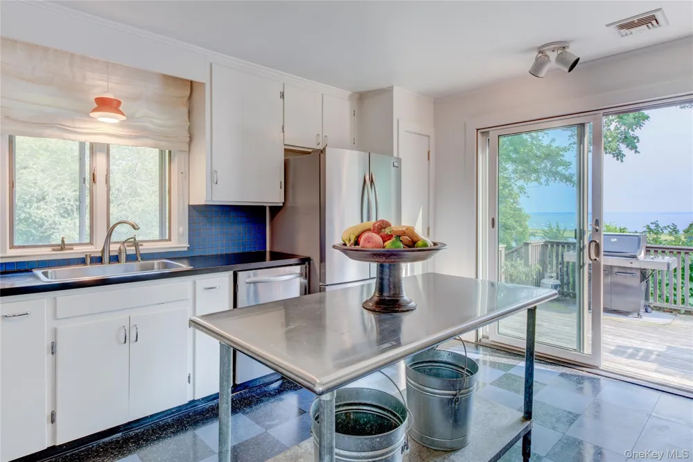495 Maple Lane Orient, NY 11957