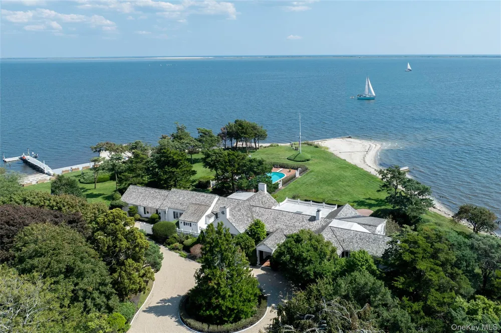 16 Point Road Bellport Village, NY 11713