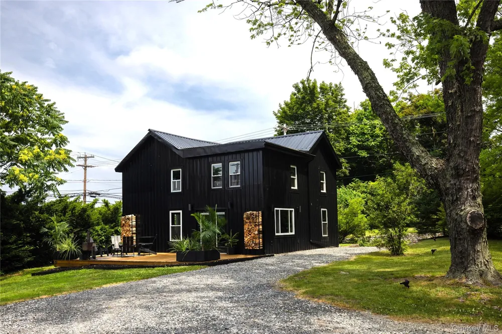5628 State Route 9G Hudson, NY 12534