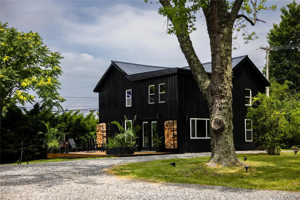 5628 State Route 9G Hudson, NY 12534