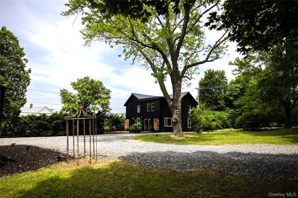 5628 State Route 9G Hudson, NY 12534