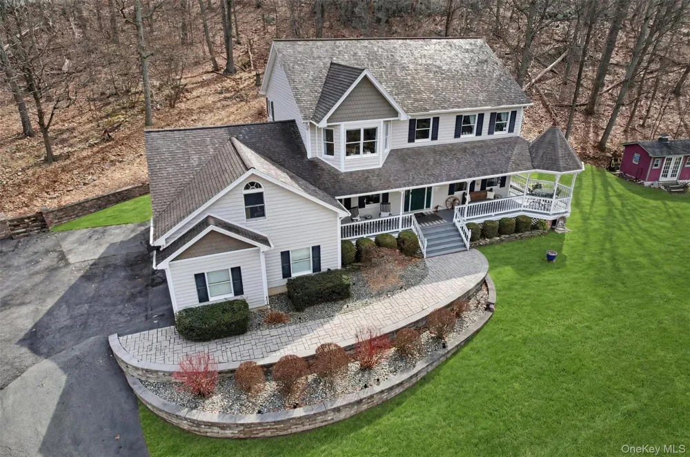 3 Nova Drive Cornwall, NY 12518