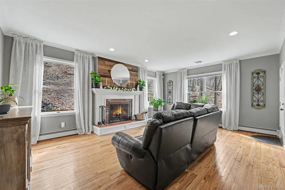 3 Nova Drive Cornwall, NY 12518