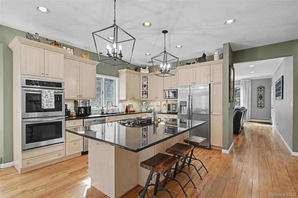 3 Nova Drive Cornwall, NY 12518