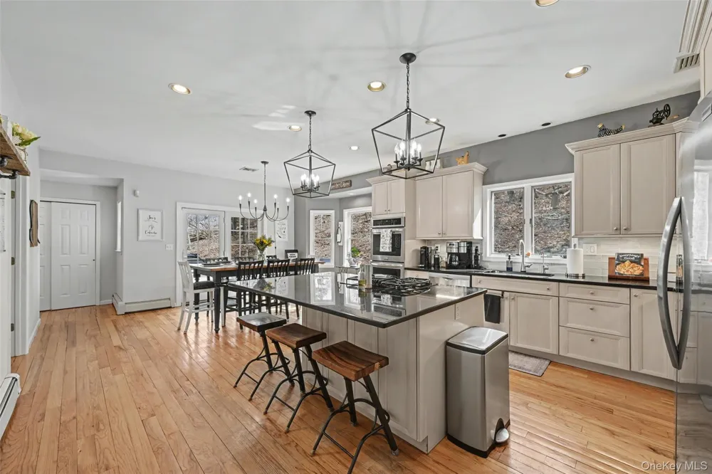 3 Nova Drive Cornwall, NY 12518