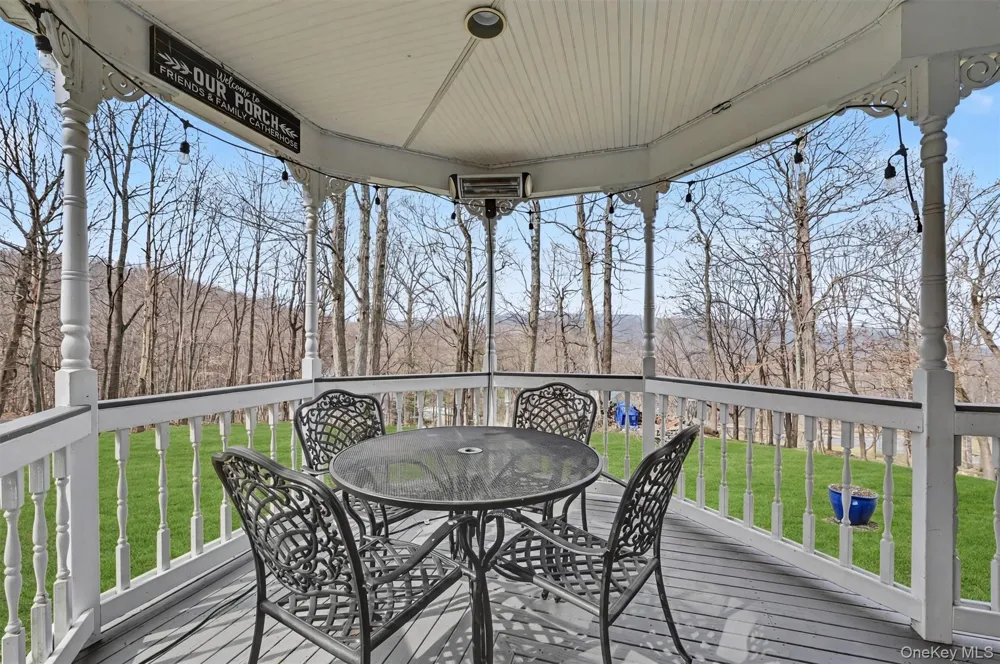 3 Nova Drive Cornwall, NY 12518