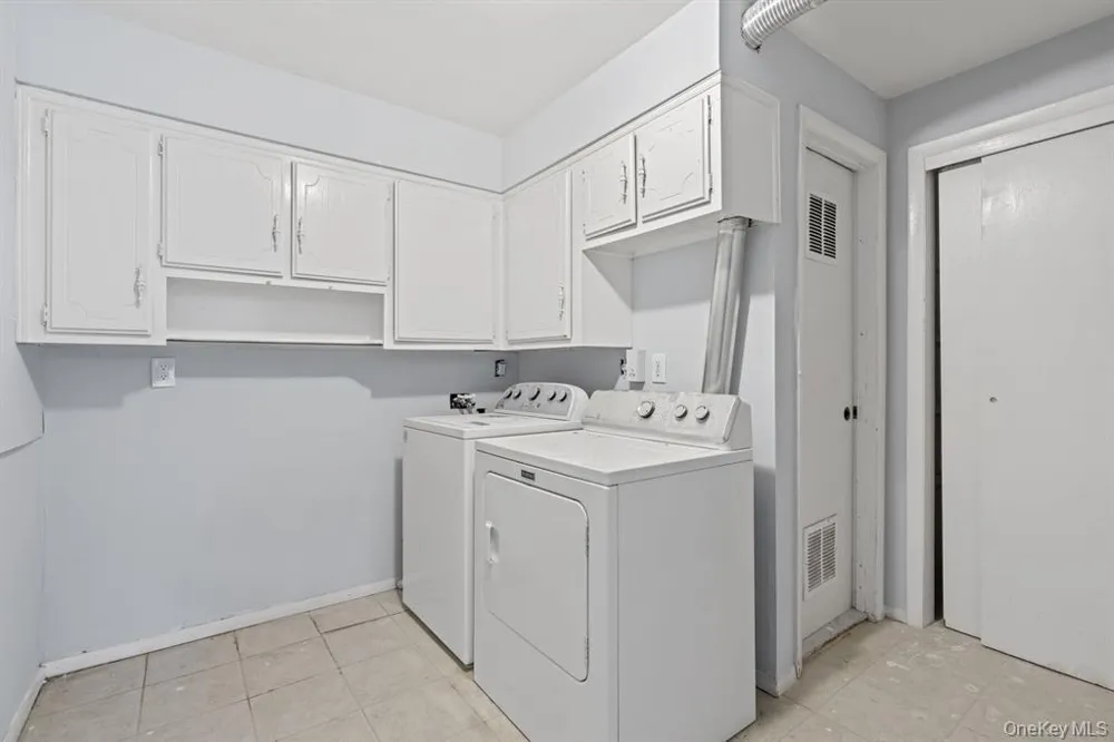 49 Georgia Street #B East Northport, NY 11731