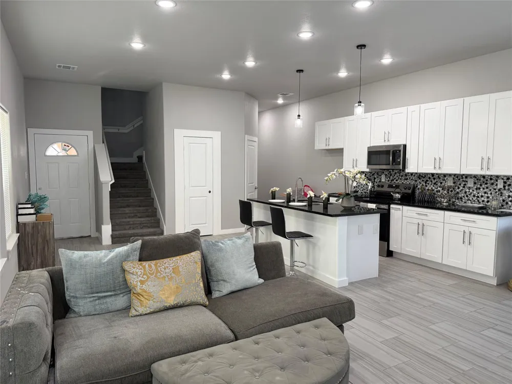215 S 7 Th Street S Beasley, TX 77417