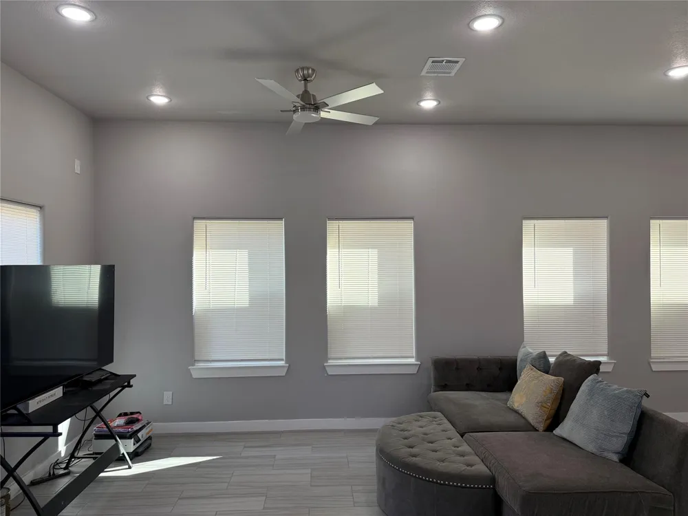 215 S 7 Th Street S Beasley, TX 77417