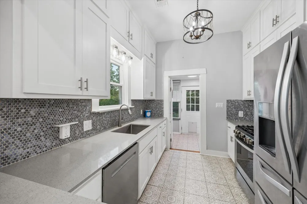 10347 Pless Rd Cat Spring, TX 78933
