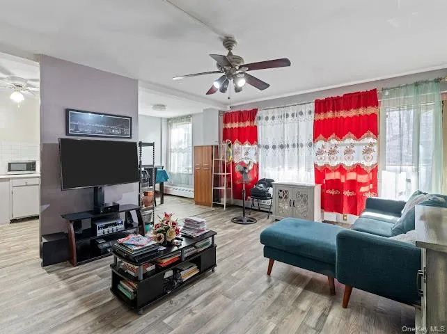 12425 Flatlands Ave Flatlands Ave Brooklyn, NY 11208