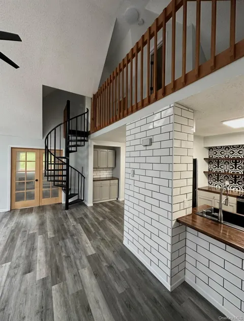 15 Fox Ridge