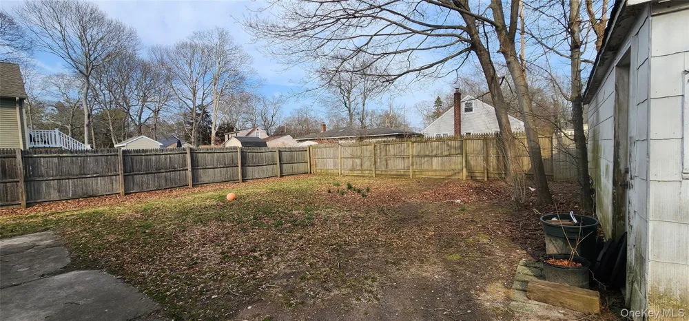 51 Hackensack Road Mastic Beach, NY 11951