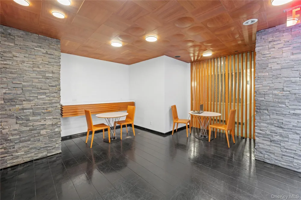 99 John Street #626 New York (Manhattan), NY 10038