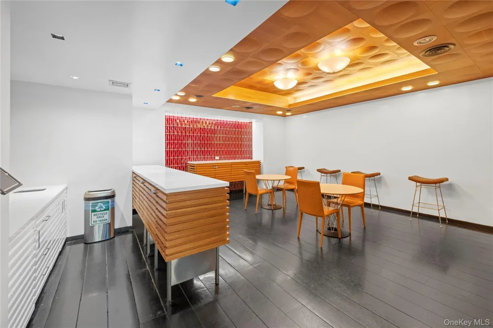 99 John Street #626 New York (Manhattan), NY 10038