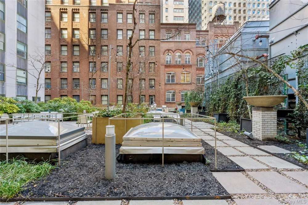 99 John Street #626 New York (Manhattan), NY 10038