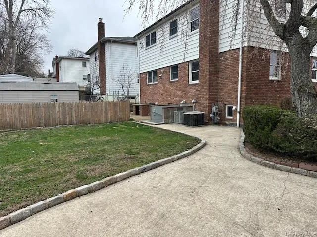 7 Linwood Road #2nd Fl Port Washington, NY 11050