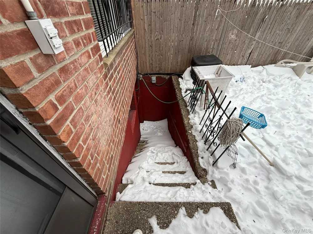 Address Not Shown Springfield Gardens, NY 11413