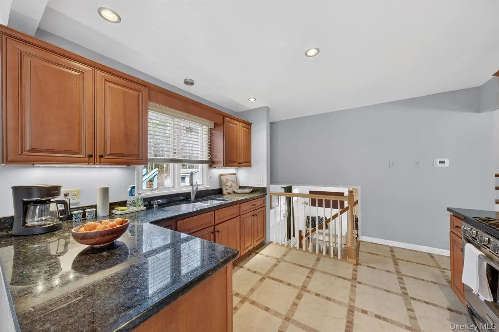 274 Morgan Hill Road Hurley, NY 12443