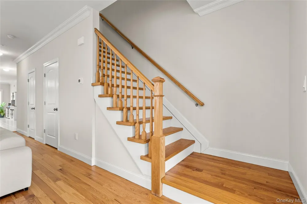 25 Sanford Staten Island, NY 10307