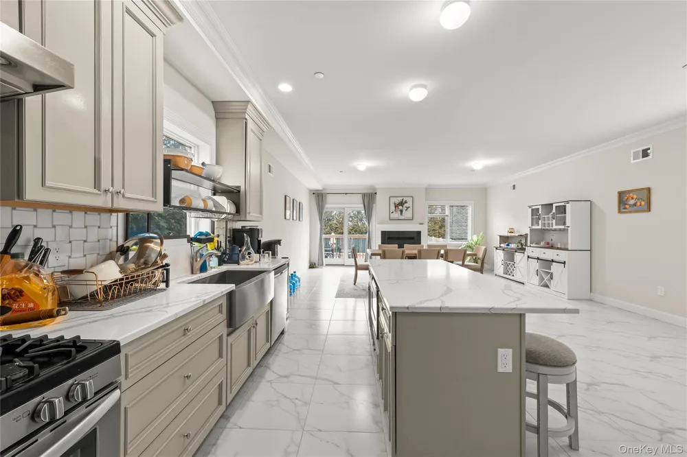 25 Sanford Staten Island, NY 10307