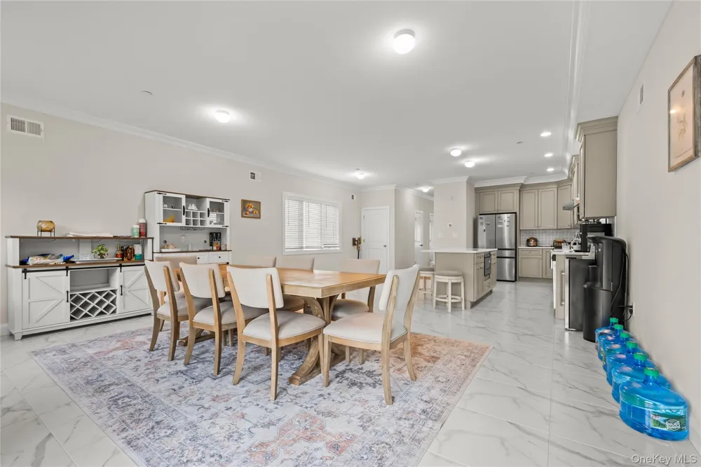 25 Sanford Staten Island, NY 10307