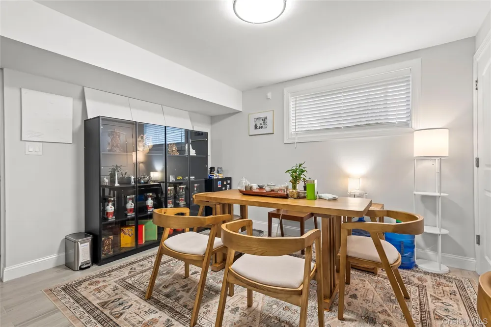 25 Sanford Staten Island, NY 10307