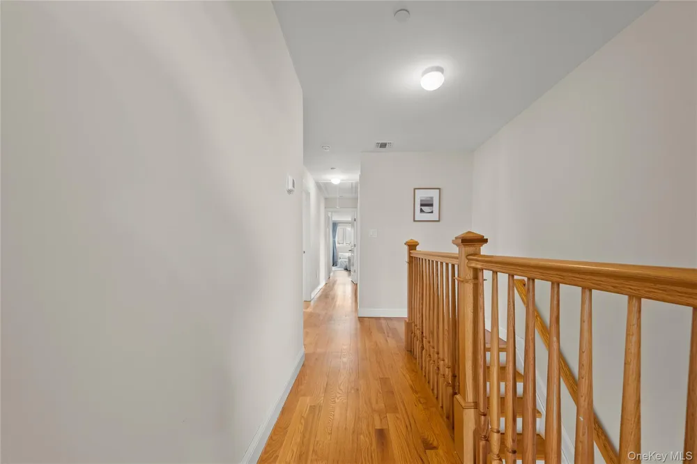 25 Sanford Staten Island, NY 10307