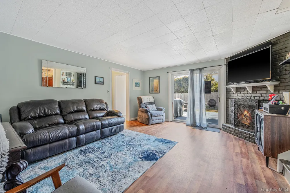 268 W Shore Drive Massapequa, NY 11758