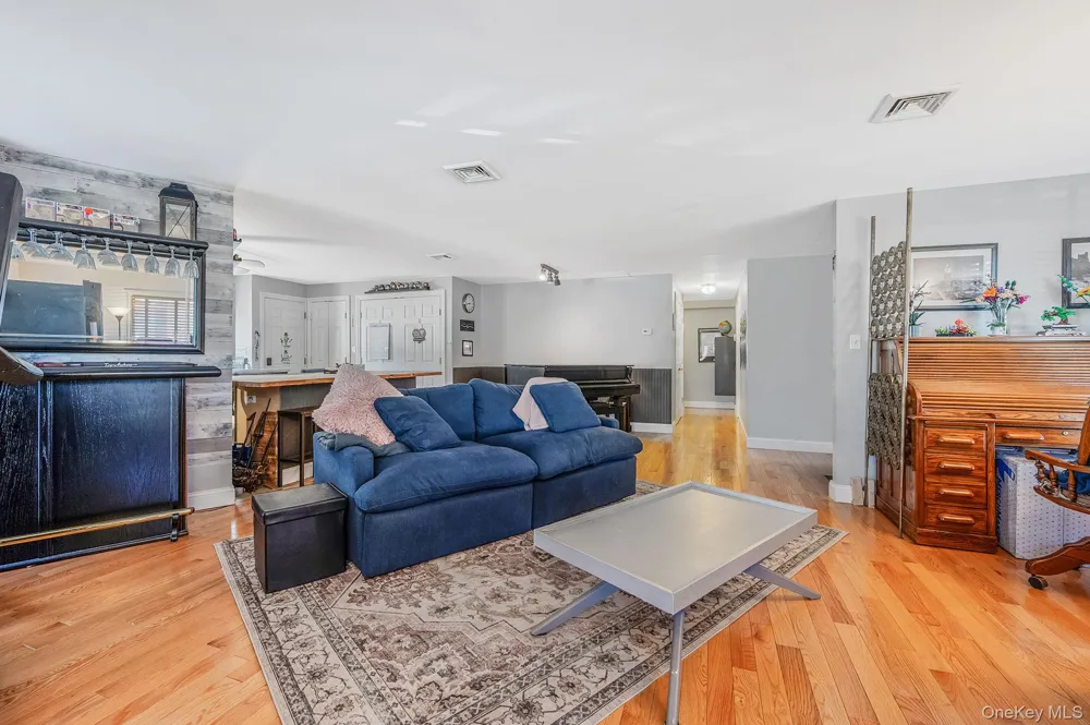 268 W Shore Drive Massapequa, NY 11758