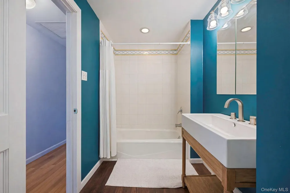 268 W Shore Drive Massapequa, NY 11758