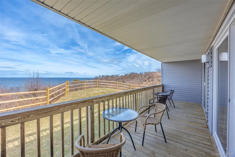 805 Bluffs Drive #805 Baiting Hollow, NY 11933