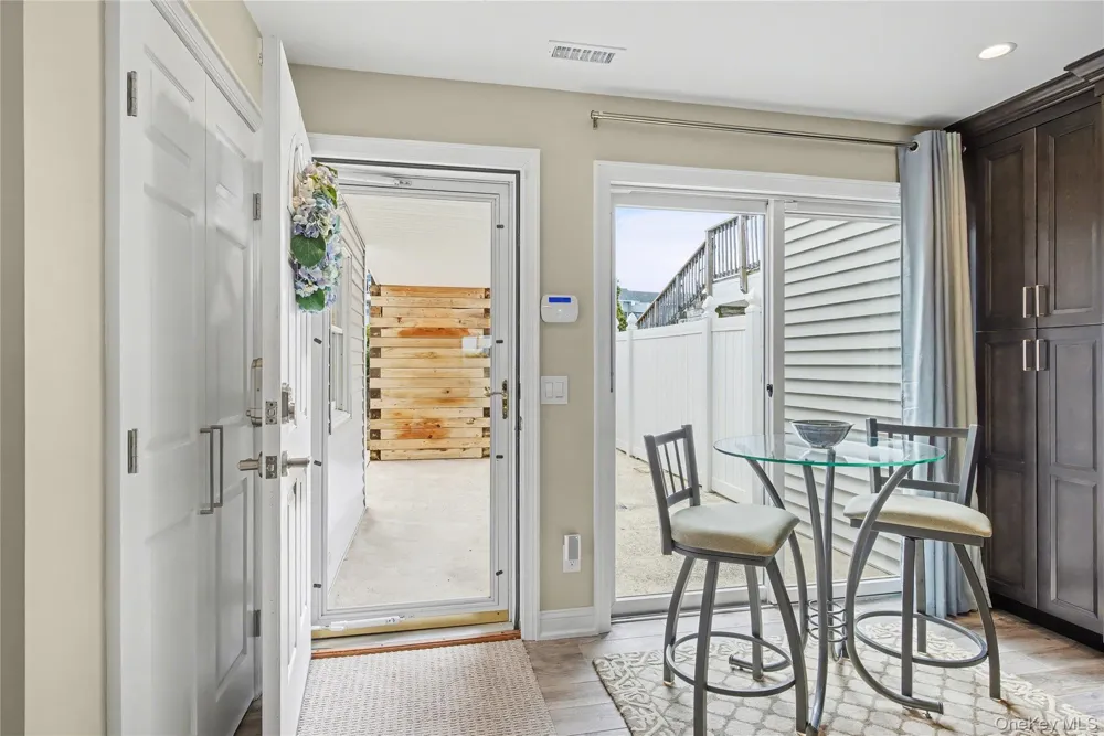 805 Bluffs Drive #805 Baiting Hollow, NY 11933