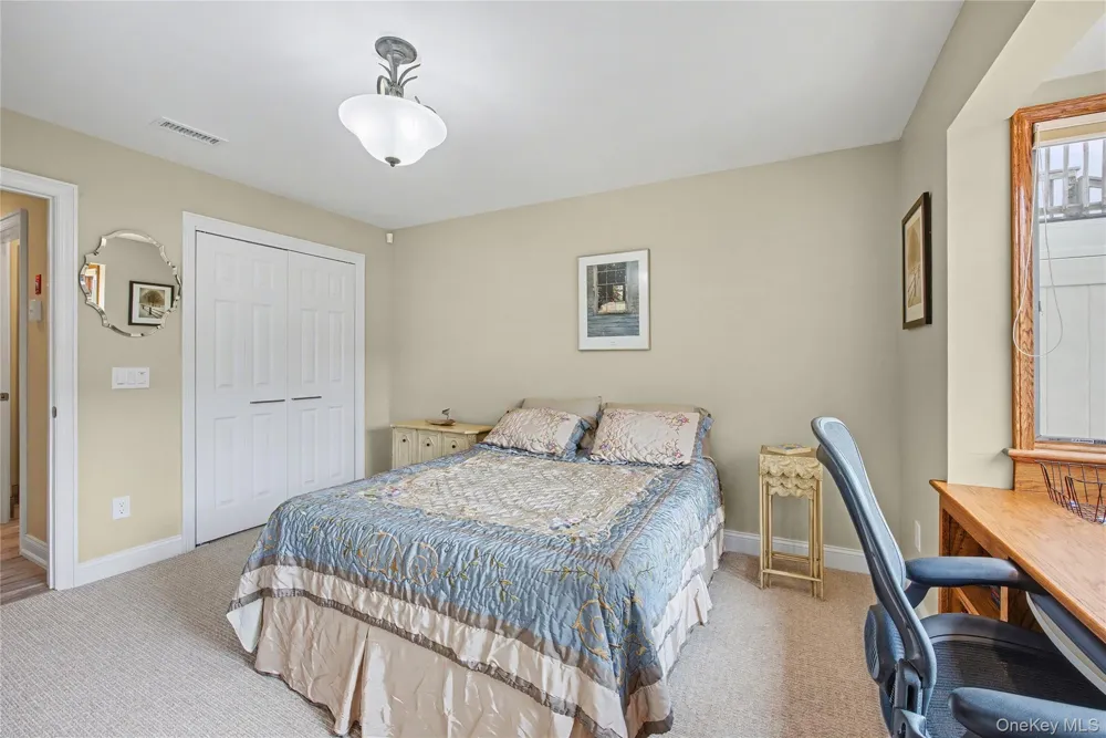 805 Bluffs Drive #805 Baiting Hollow, NY 11933
