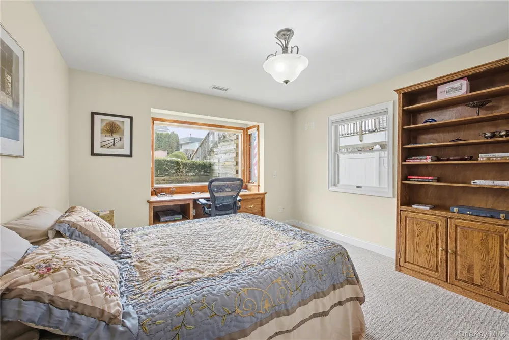805 Bluffs Drive #805 Baiting Hollow, NY 11933