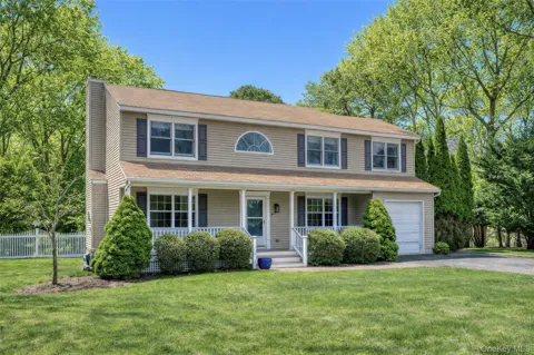 9 Deborah Drive