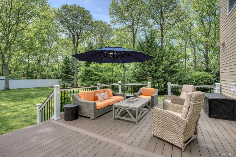 9 Deborah Drive Quiogue, NY 11978