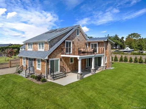 10 Sagamore Road