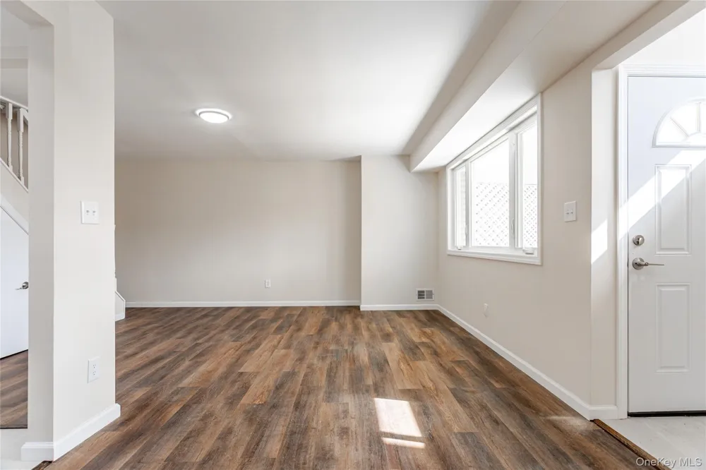 1260 Richmond Avenue #114 Staten Island, NY 10314