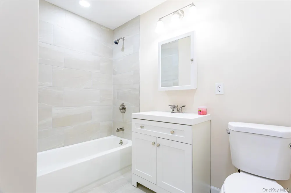 1260 Richmond Avenue #114 Staten Island, NY 10314