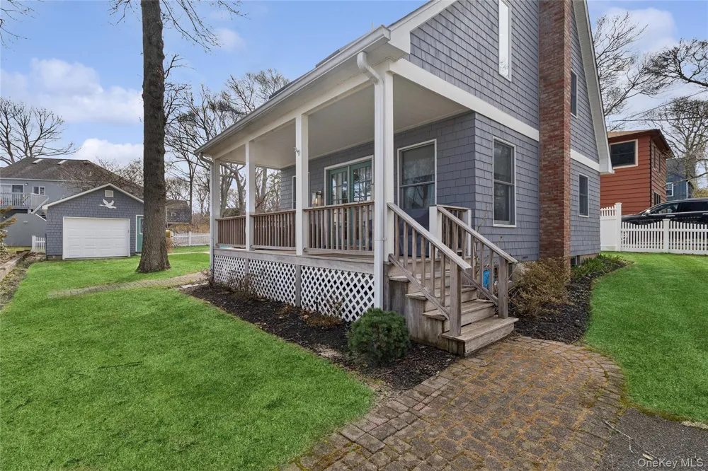 1050 Pine Avenue Southold, NY 11971