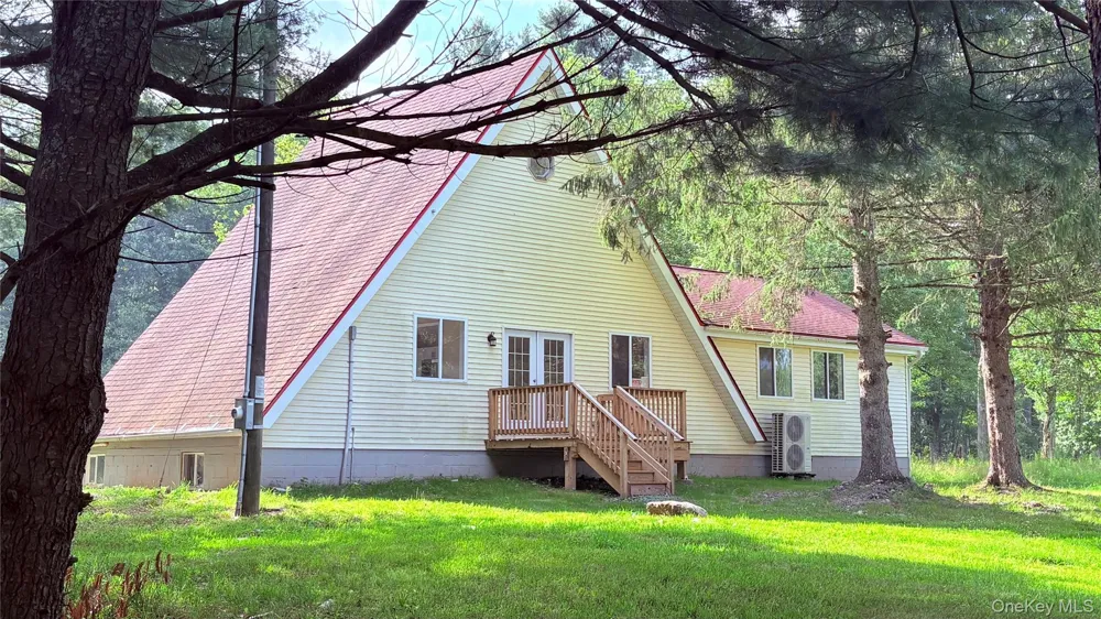 107 Pinewood Road Cochecton, NY 12726