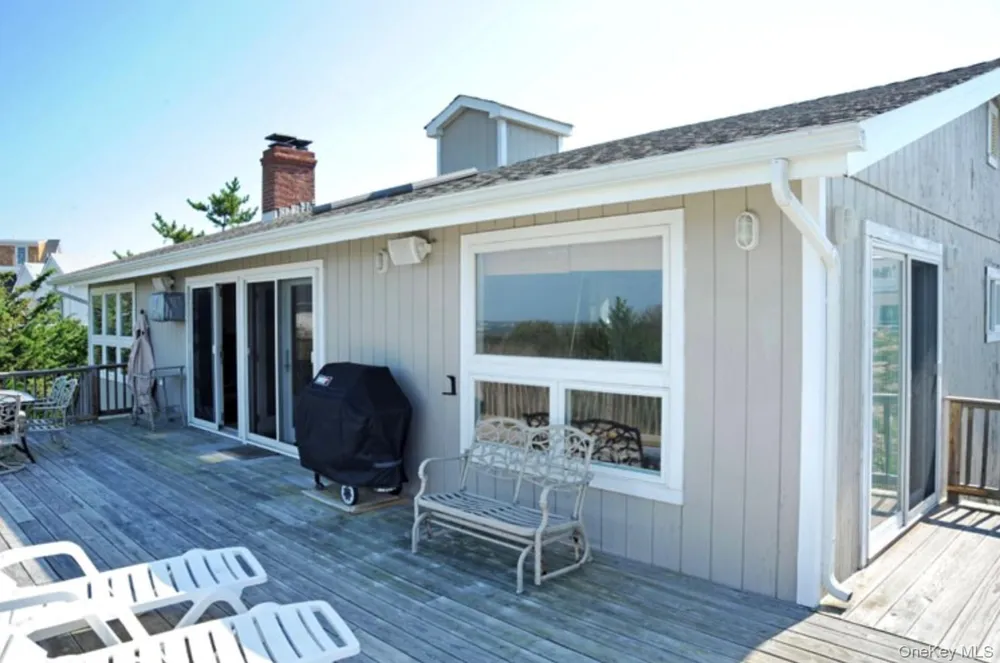 900 Dune Road Westhampton Beach, NY 11978