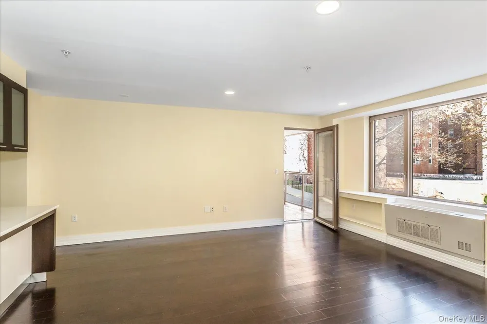 6405 Yellowstone Boulevard #207 Forest Hills, NY 11375
