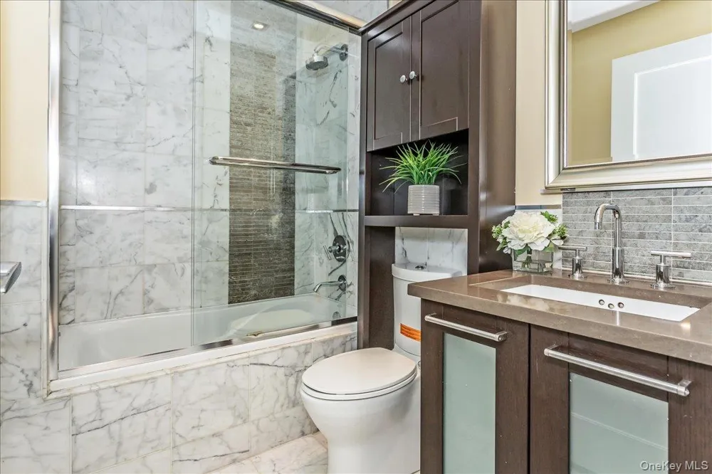 6405 Yellowstone Boulevard #207 Forest Hills, NY 11375