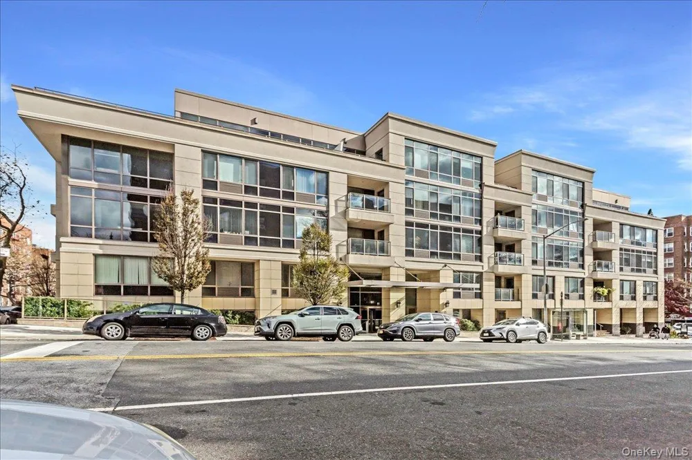 6405 Yellowstone Boulevard #207 Forest Hills, NY 11375