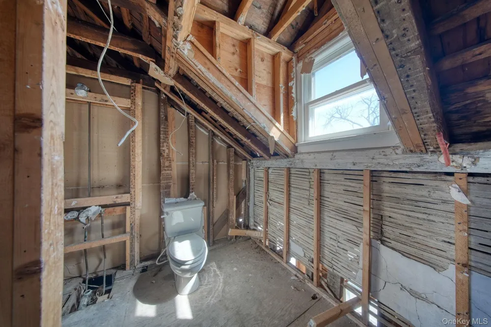 2823 State Route 52 Pine Bush, NY 12566