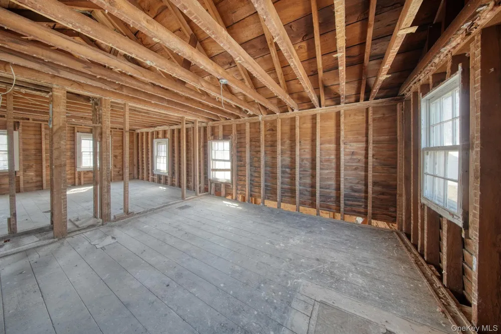 2823 State Route 52 Pine Bush, NY 12566
